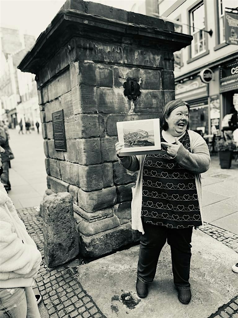 Women's History tour - heart of Edinburgh Old Town (1 hour)