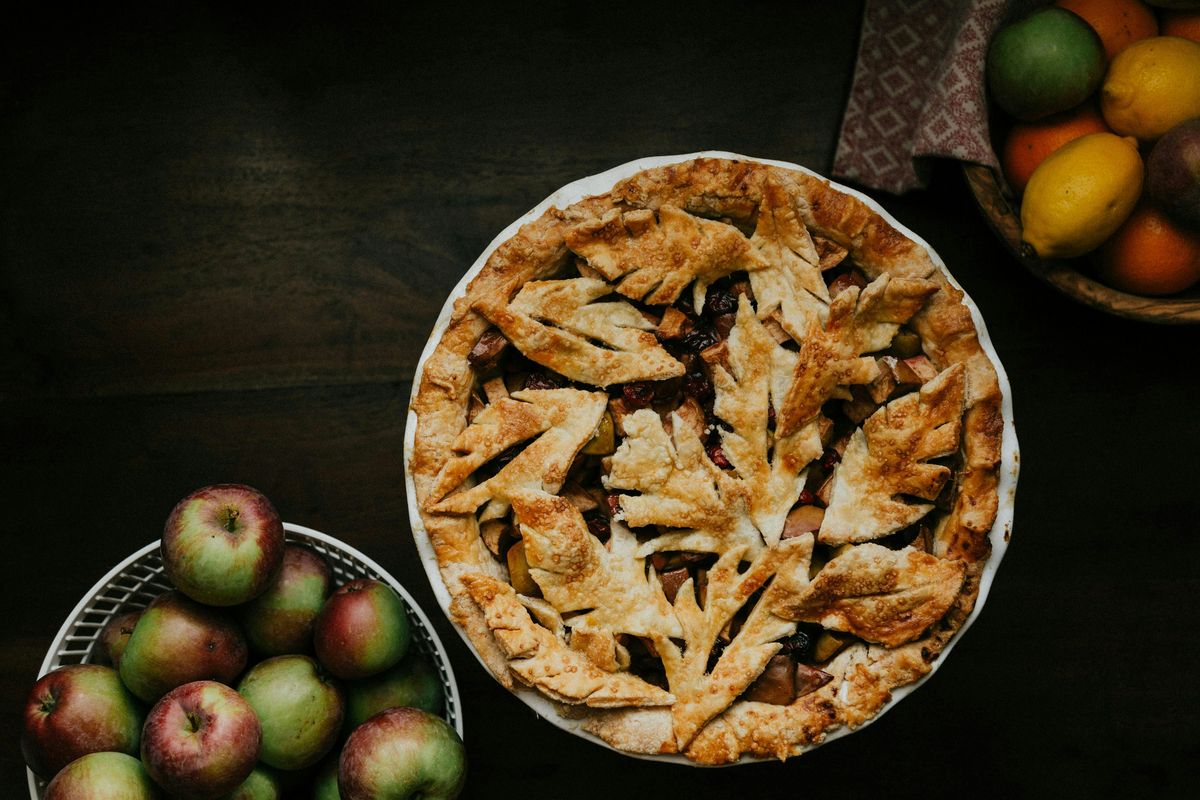 Perfecting the Classic Apple Pie from Scratch