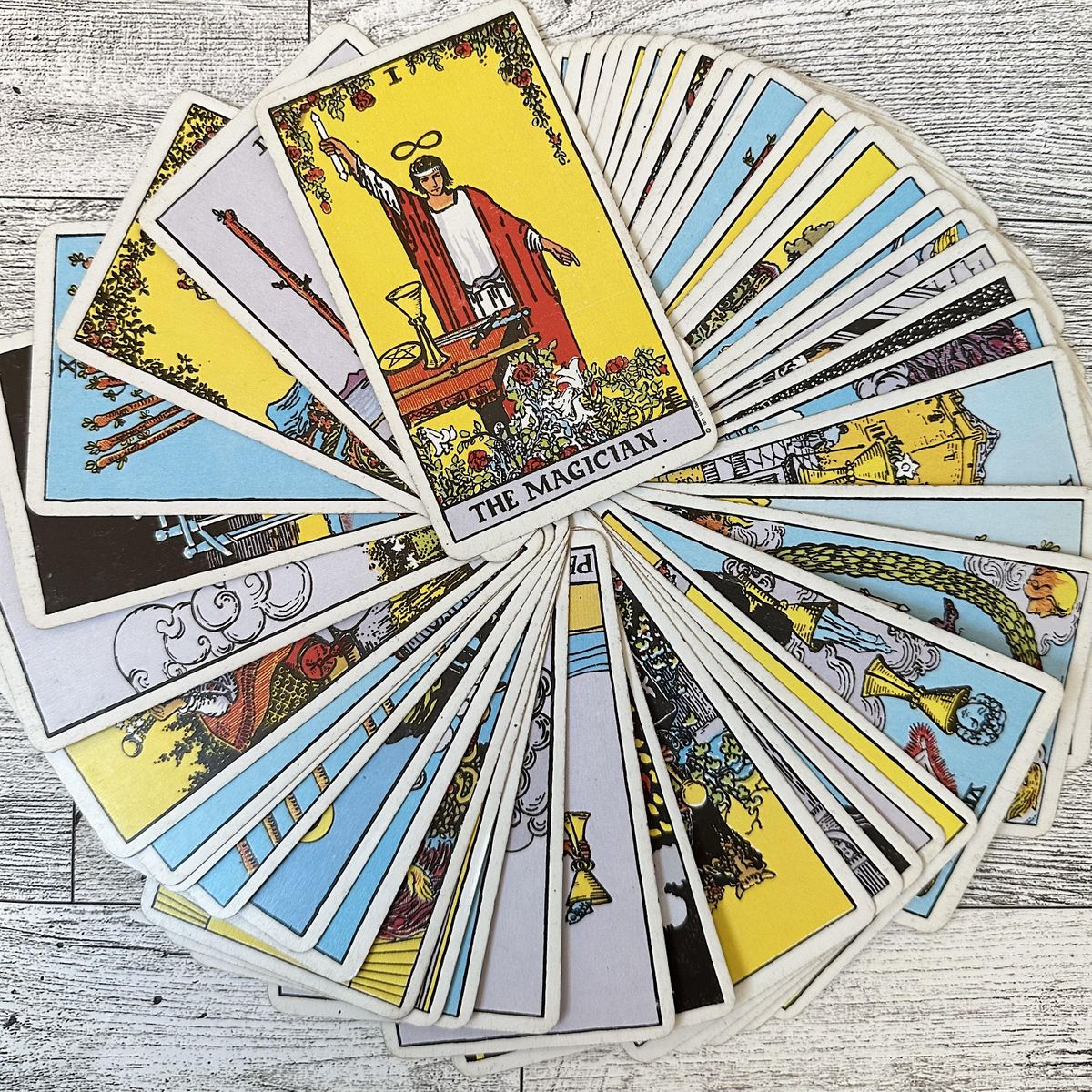 Tarot Circle, Hive & Salem, 1 April 2023