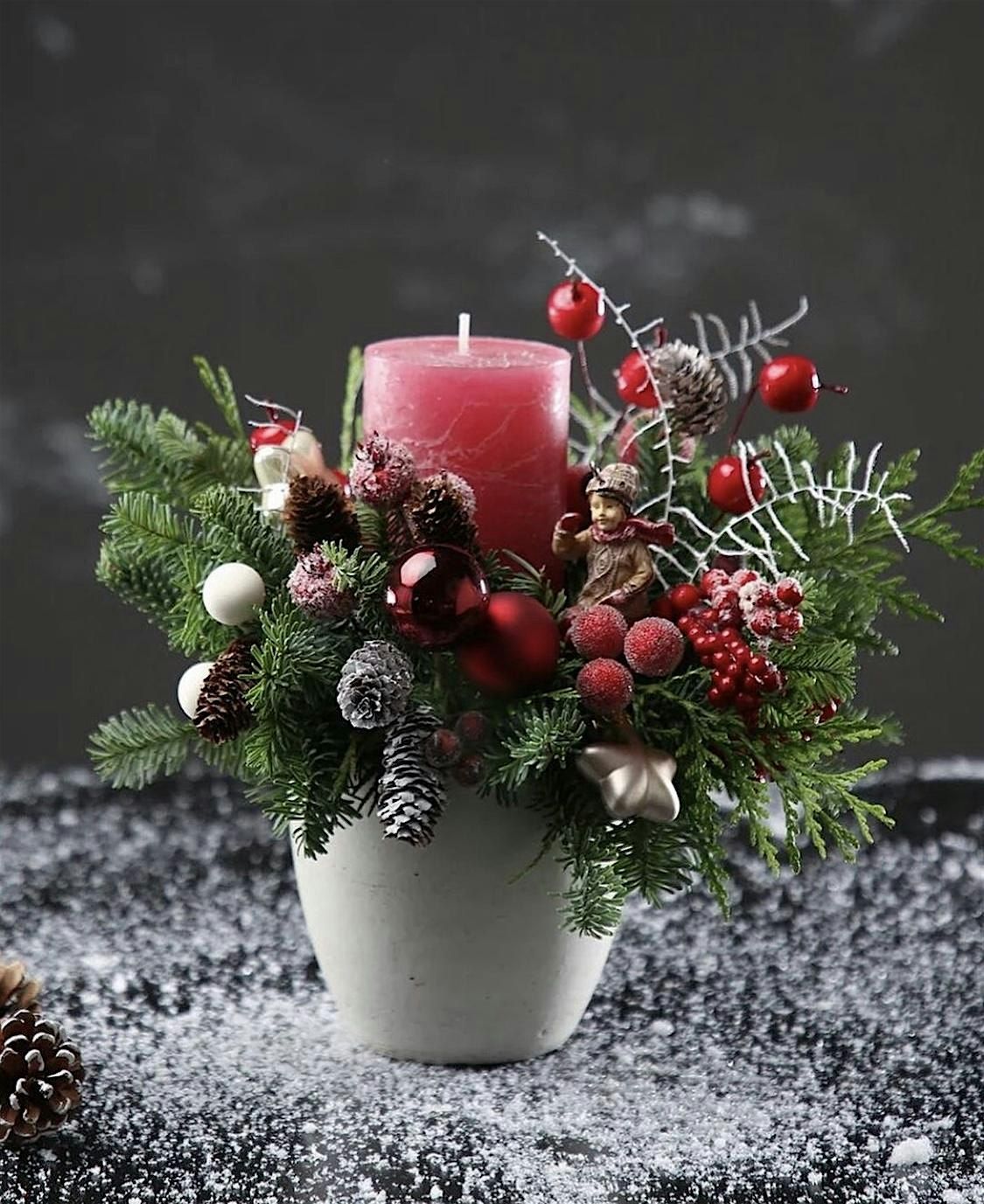 DIY Holiday Trendy Centerpiece