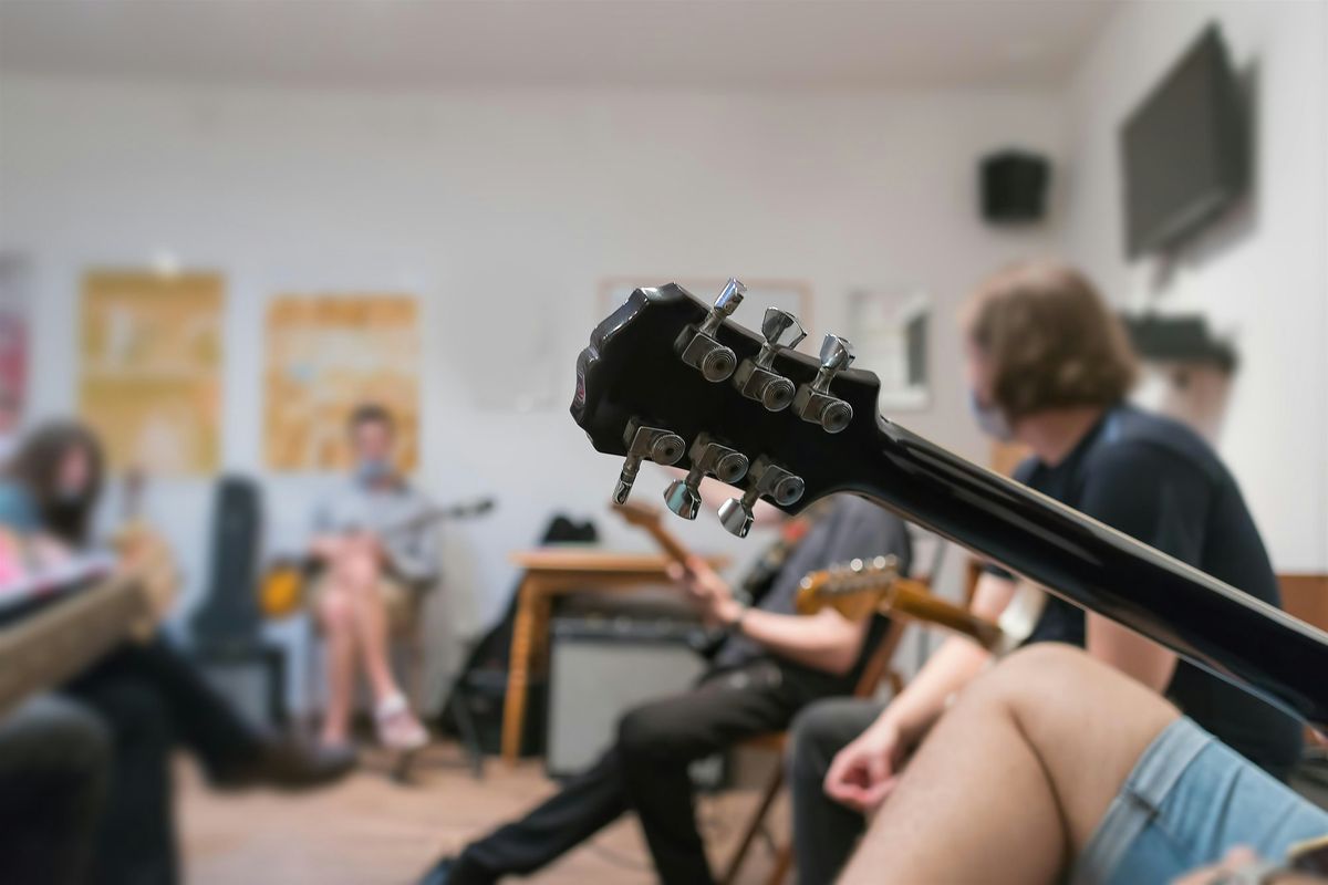 Summer Sounds: Youth Guitar Group