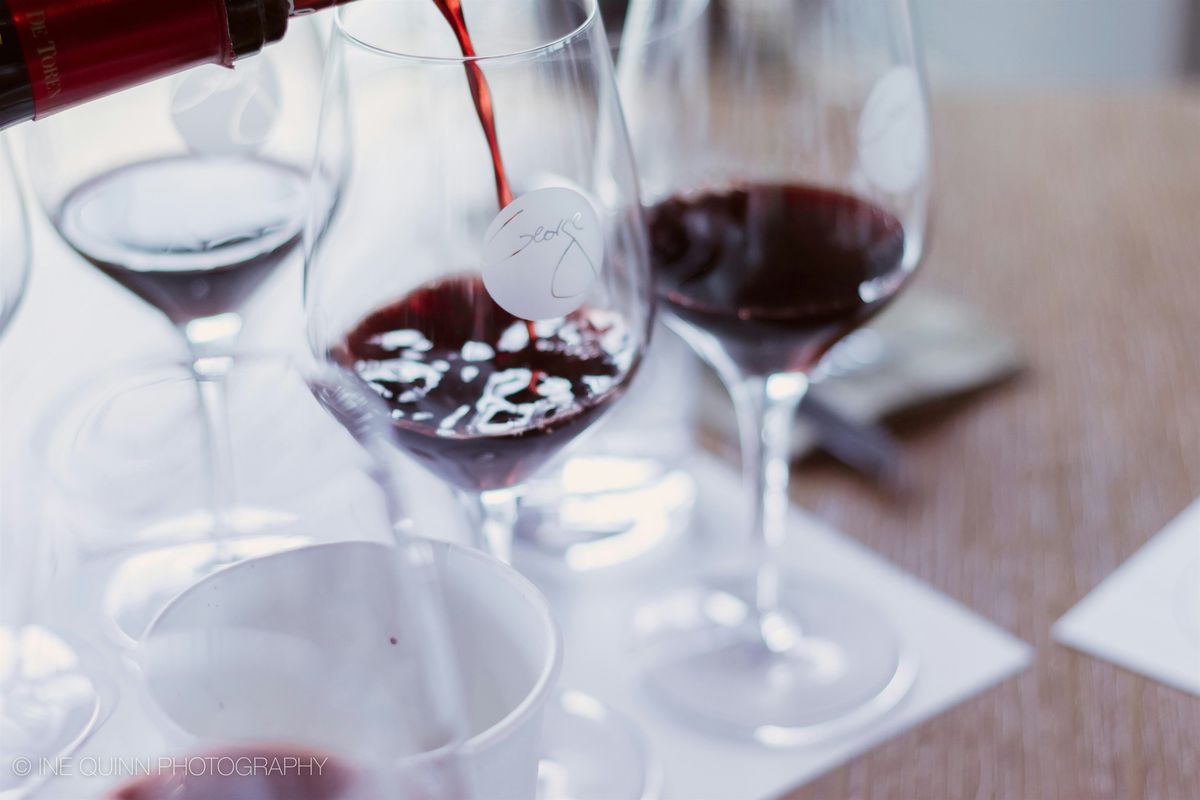 Wine Experience: Learn How to Taste Wine with a Master Sommelier