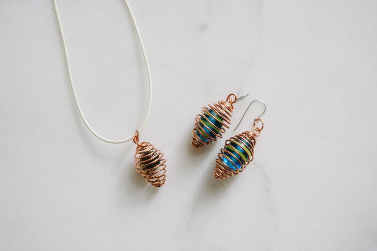 Class: "Make Your Own" \u2013 Wire Swirl Earrings