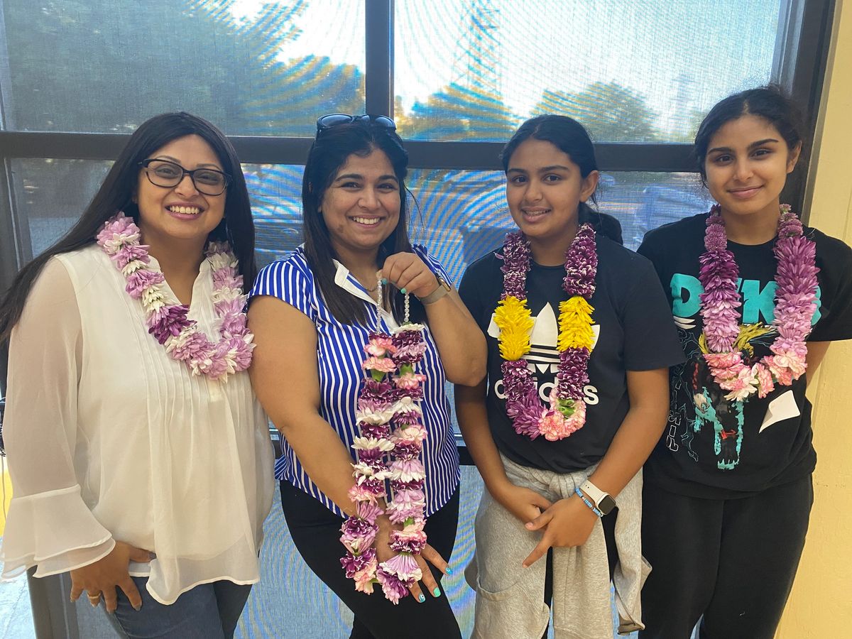 Learn how to make flower lei 