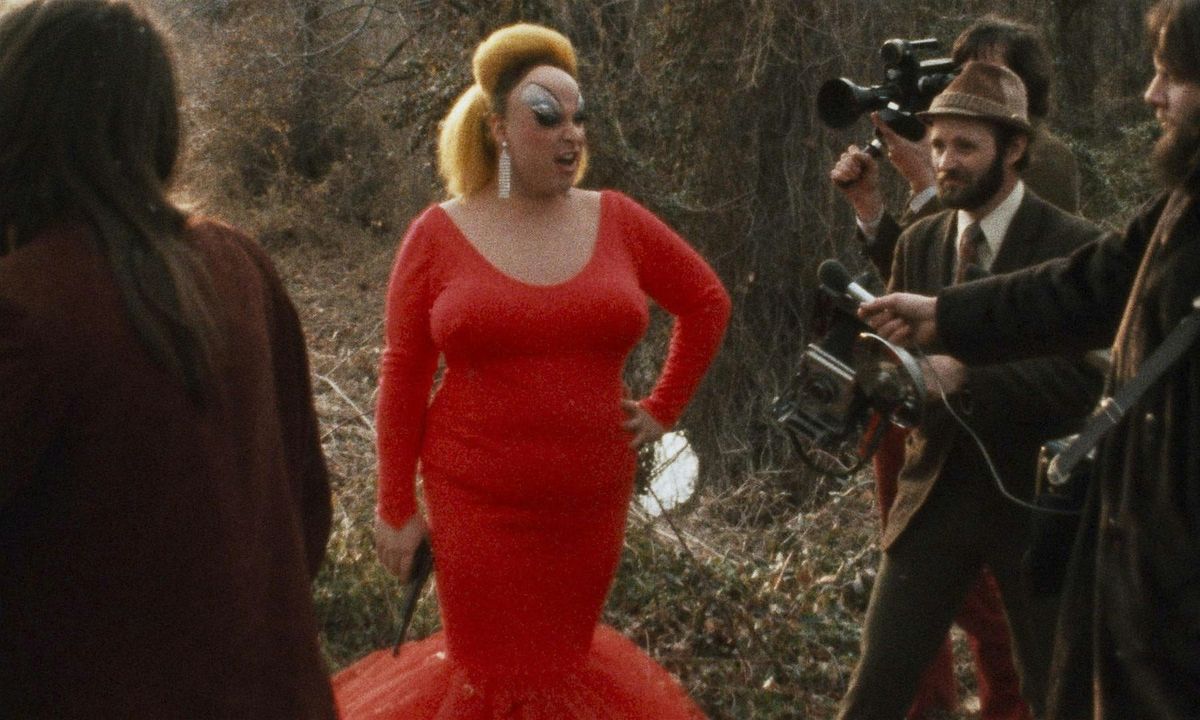 DRAG ME TO THE MOVIES presents PINK FLAMINGOS