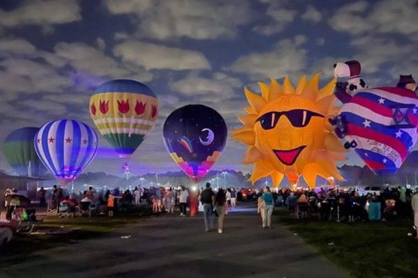 Balloon Glow & Laser Show