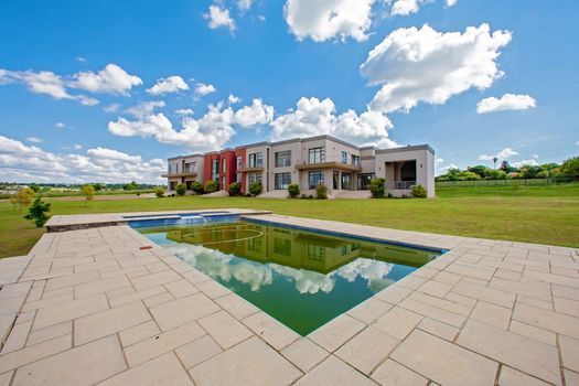 On Auction - 98 Stonehaven Estate, Lanseria