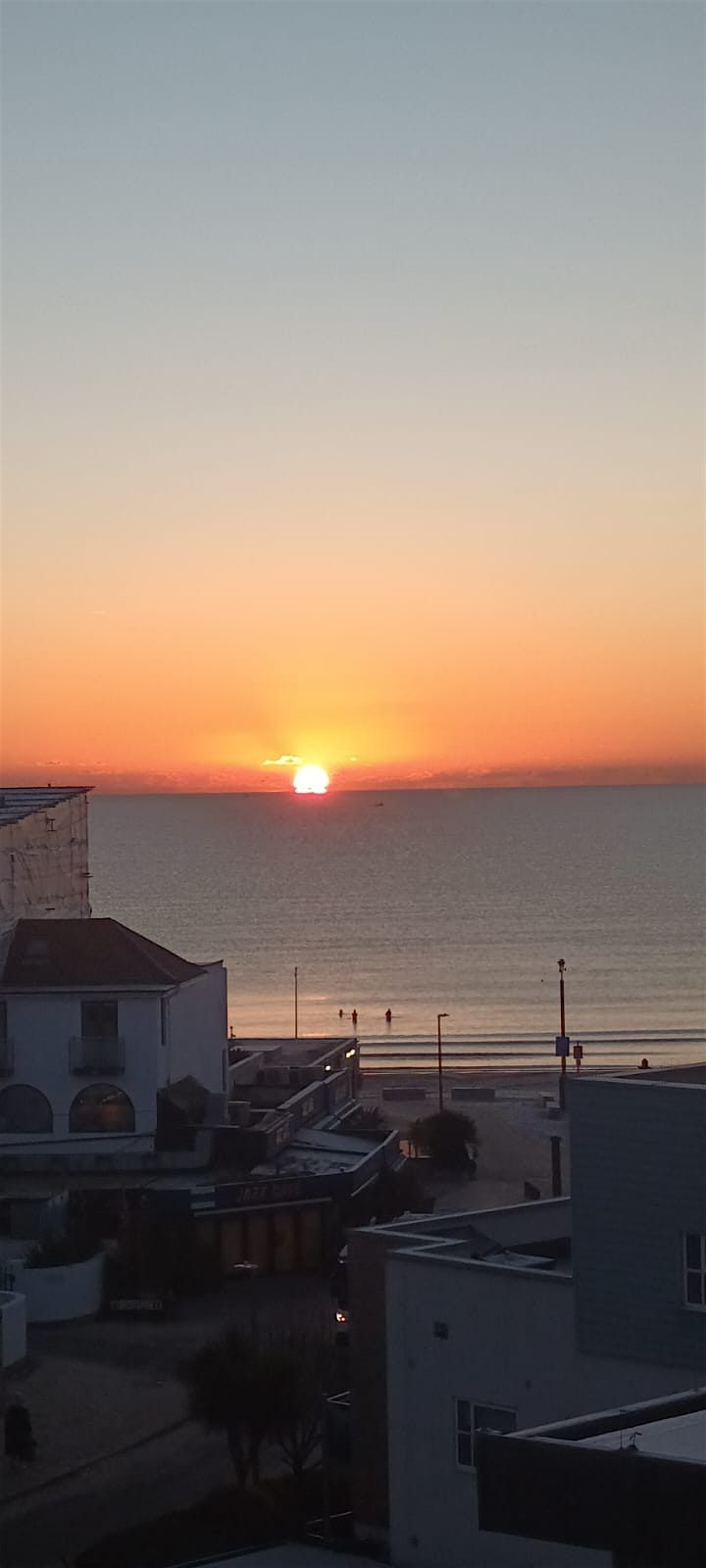 Lyme Regis Gong Bath 4pm