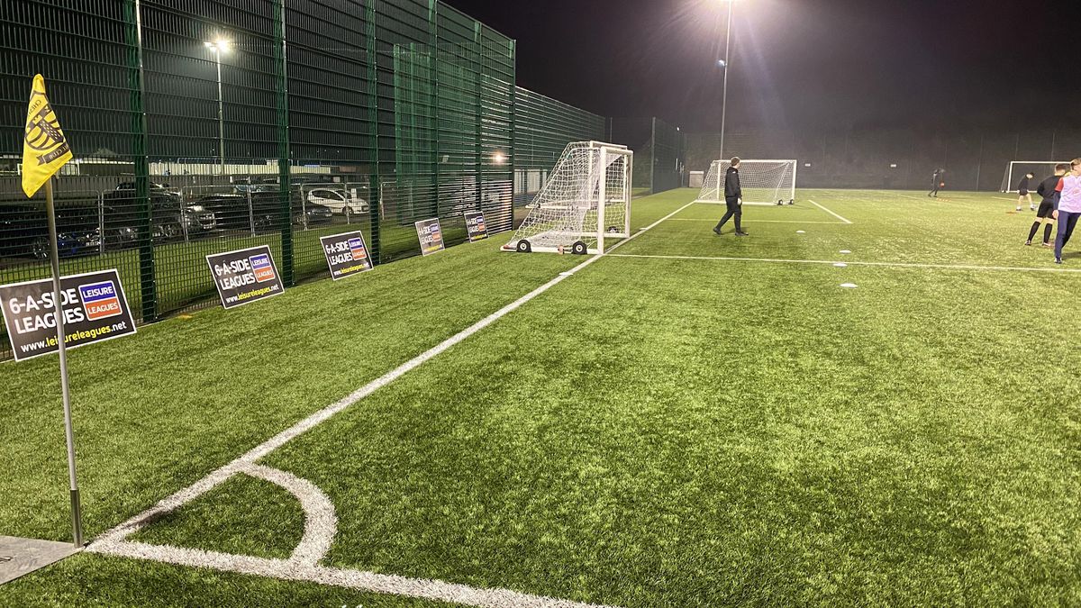 Cheshunt Monday 5 a side football league