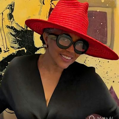 Ch\u00e2teau Neuf -Navern Nash-Longshaw