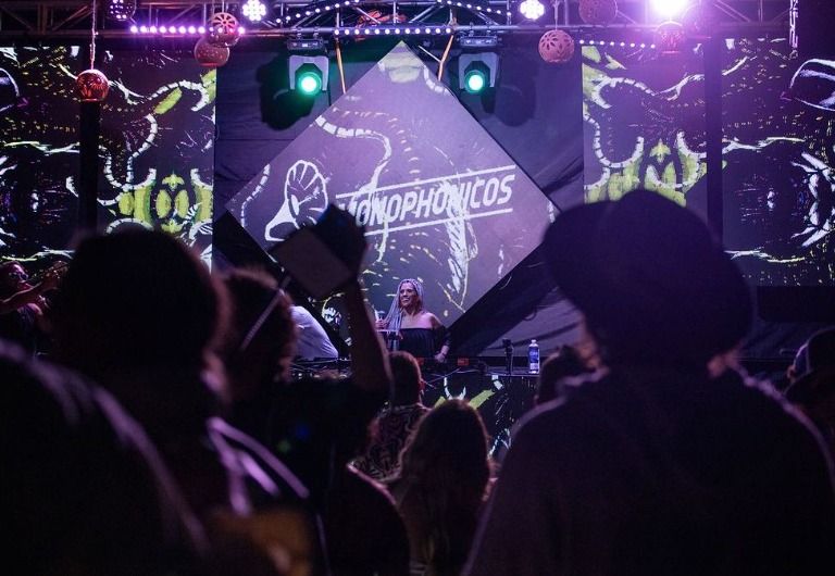 Monophonicos live in Amsterdam (Tropical electro)