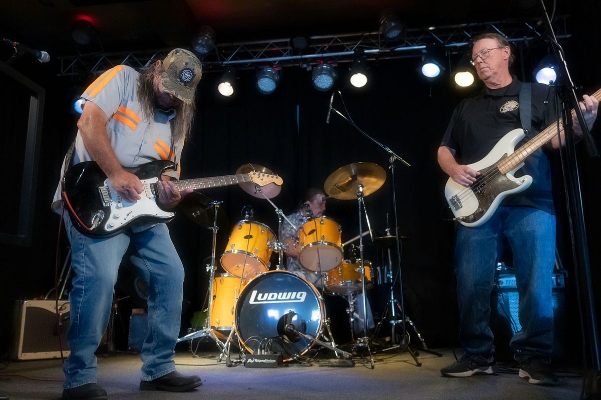 LIVE AT THE IRON HORSE: THE PAUL COOMBS BLUES BAND 