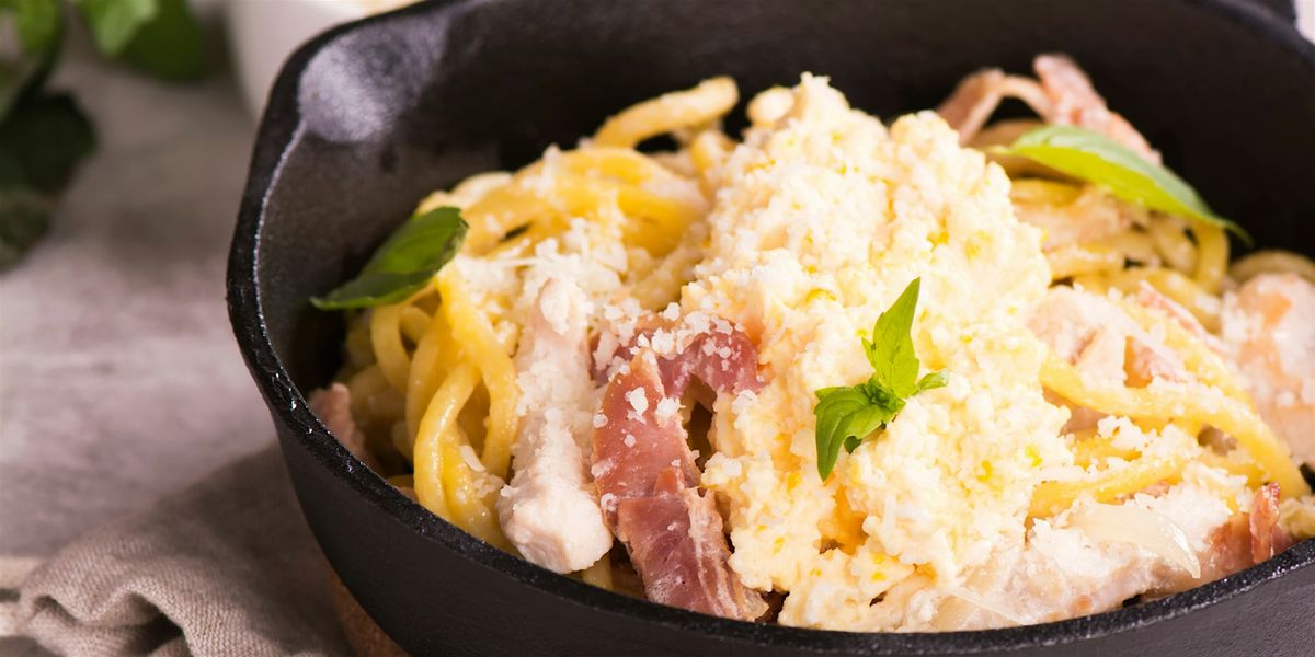 Make Traditional Carbonara Pasta - Cooking Class by Classpop!\u2122
