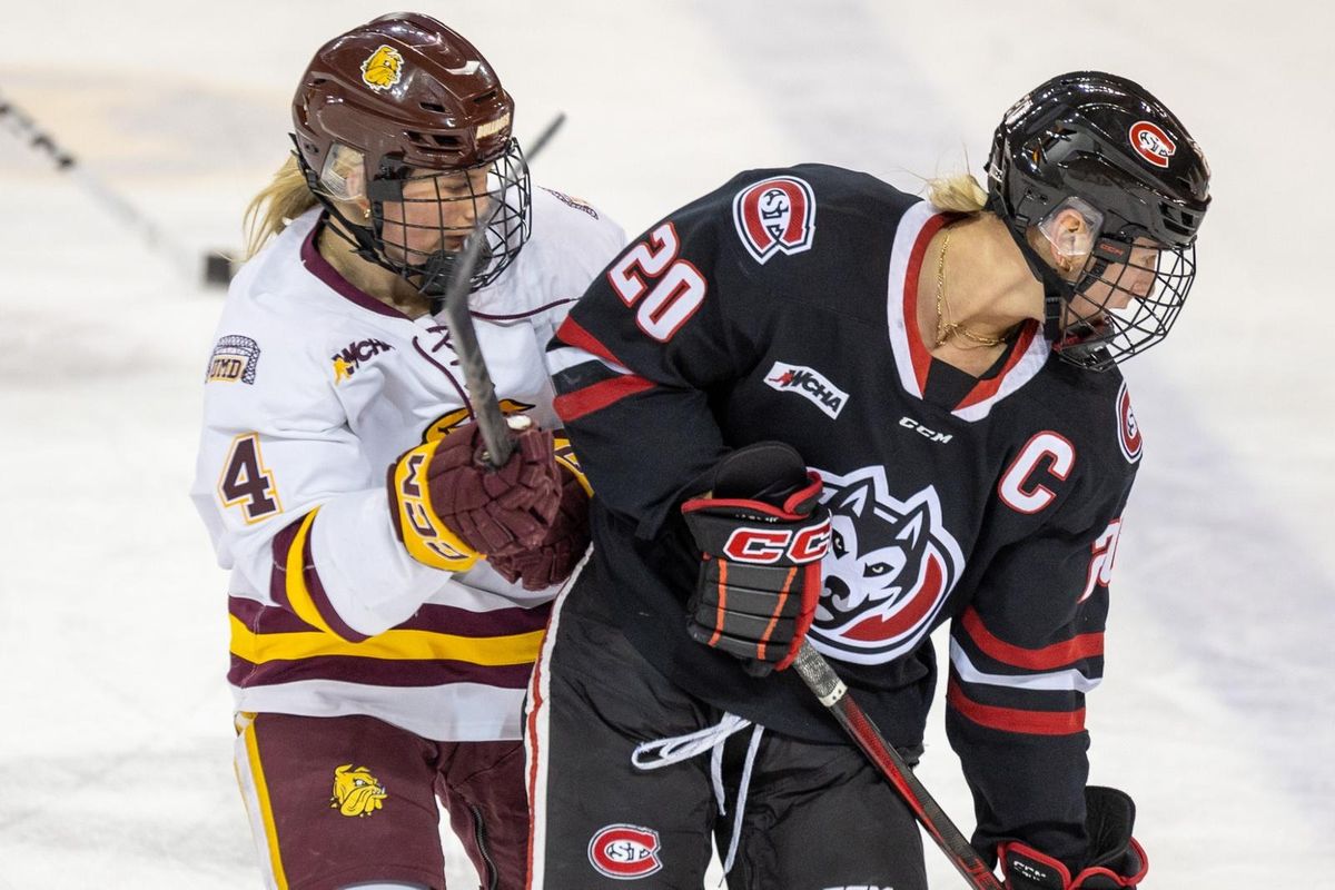 Parking St. Cloud State Huskies at Minnesota Duluth Bulldogs Womens Hockey