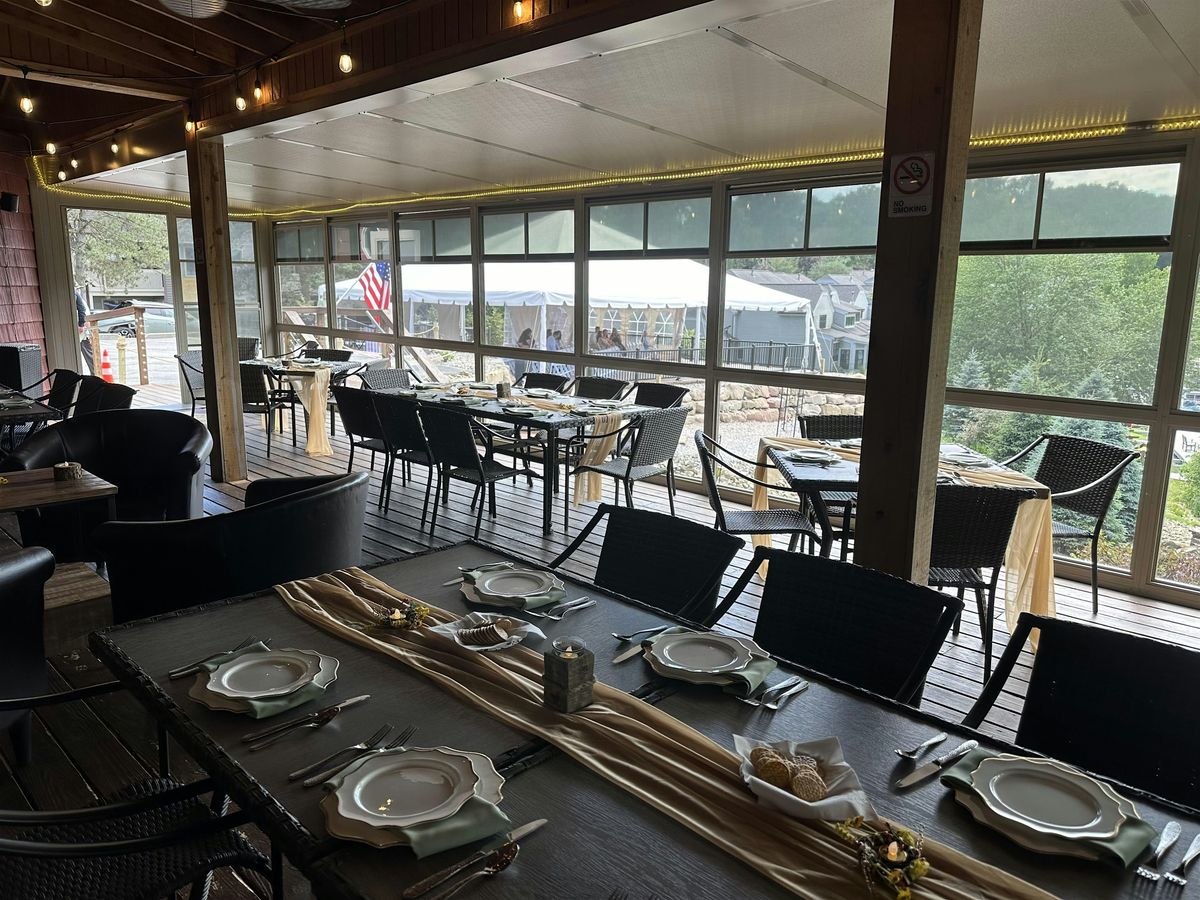 THROW A NAUTI VINE DECK PARTY!