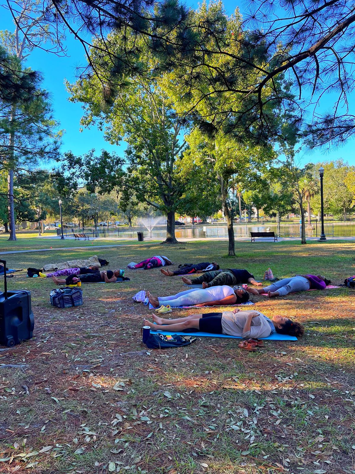 Yoga in the Park: Magical MeetUp