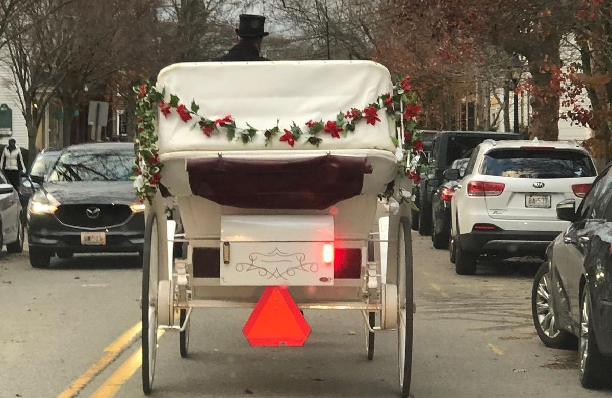 Holiday Season Carriage Rides in Wickford RI