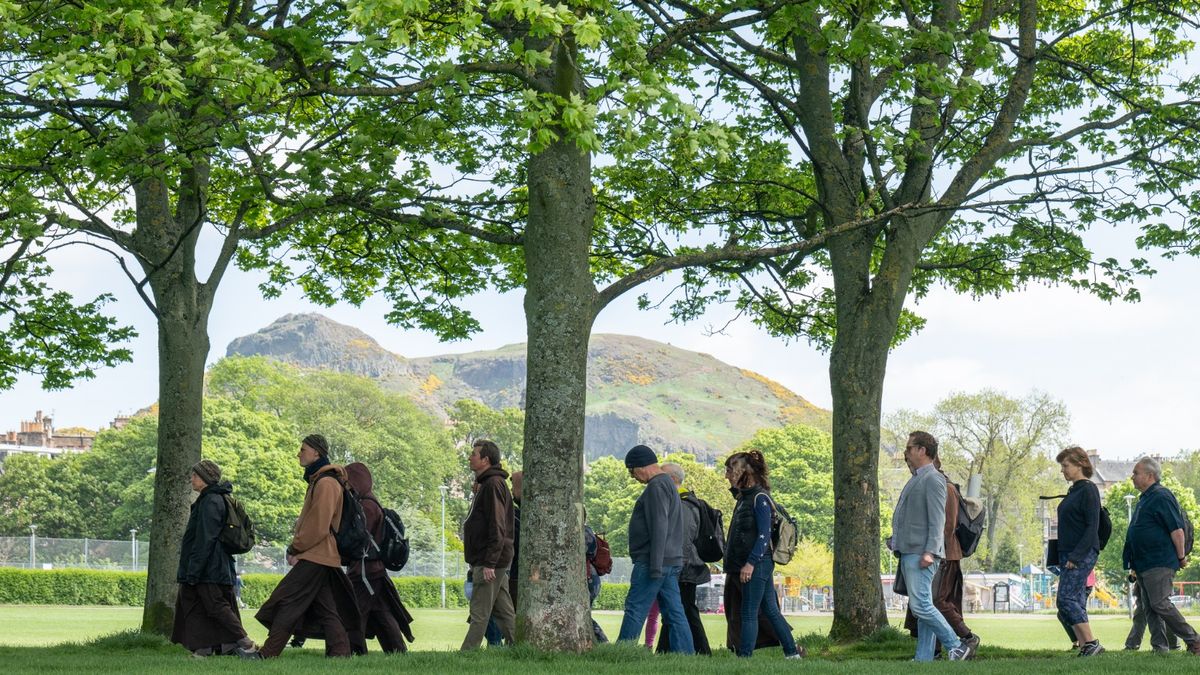 A Mindful Peace Walk on The Meadows