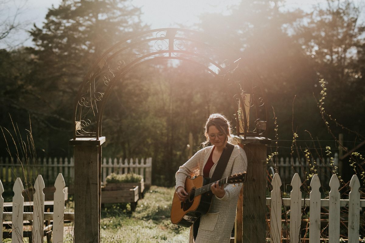 An Evening with Skye Peterson + pre-show meal