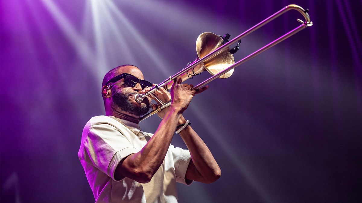 TROMBONE SHORTY & ORLEANS AVENUE - MIGHT NOT MAKE IT HOME TOUR w\/ JJ Grey & Mofro