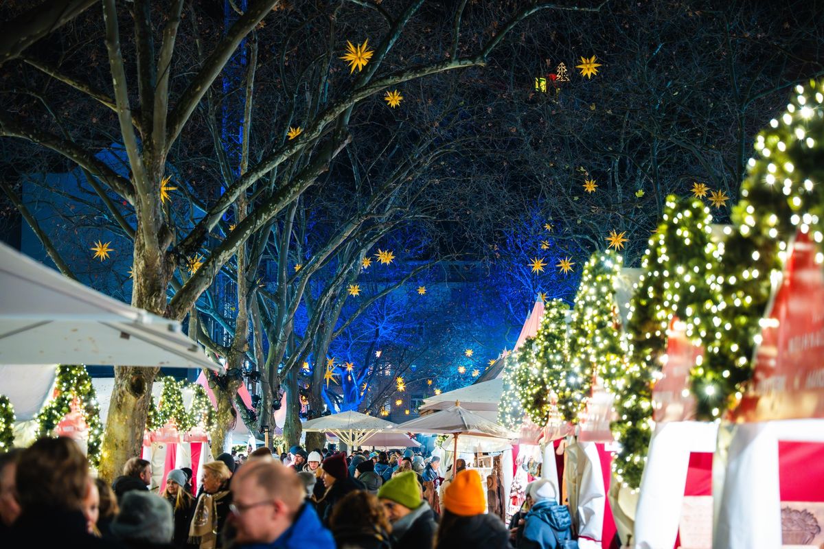 Quadratestadt Kapuzinerplanken Weihnachtsmarkt 2024 Mannheim