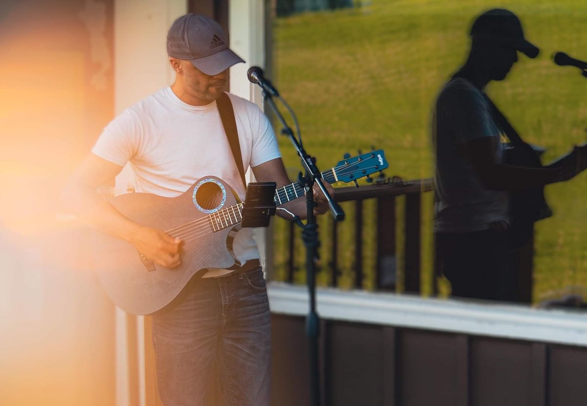 Josh White at The Leinie Lodge 