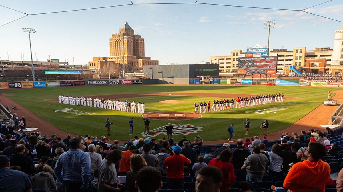 Parking Akron RubberDucks at Erie SeaWolves