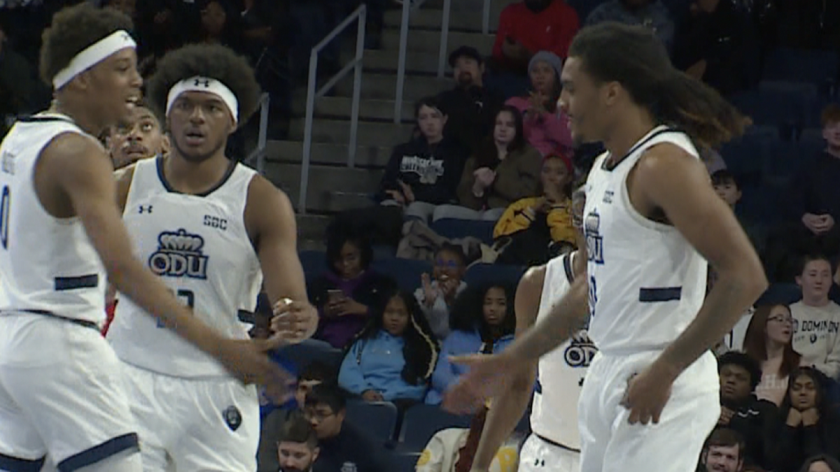 UMass Minutewomen at Old Dominion Lady Monarchs Womens Basketball