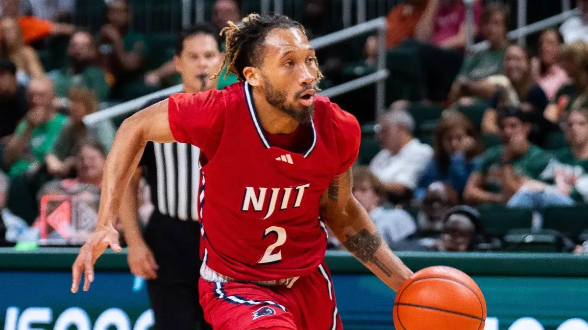 Medgar Evers Cougars at NJIT Highlanders Mens Basketball