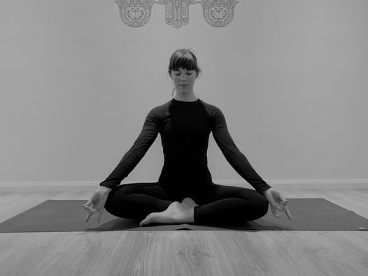 Mindful Monday Vinyasa Yoga (Online)