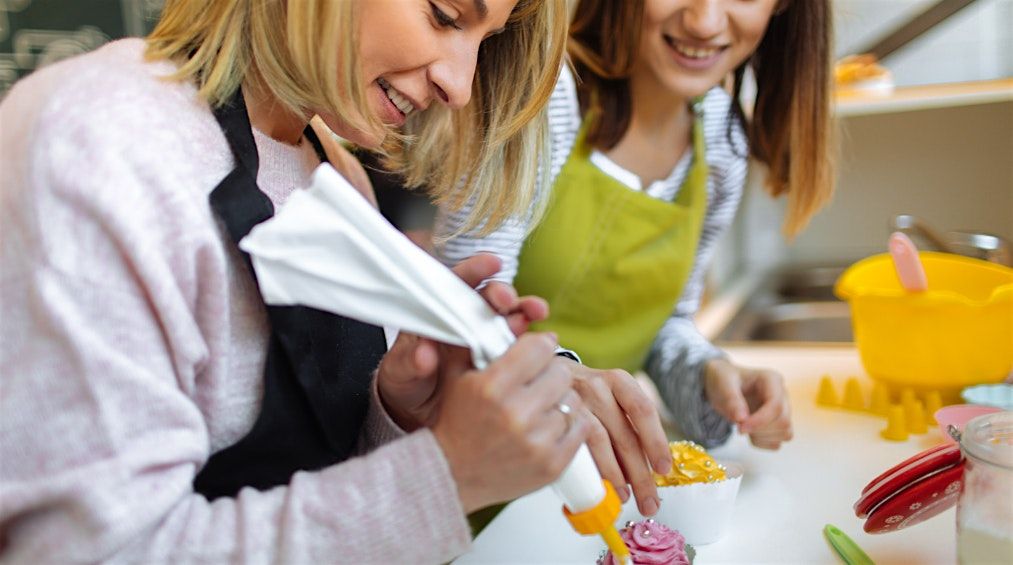 Teen Cake Decorating Classes Hosted by Portillos