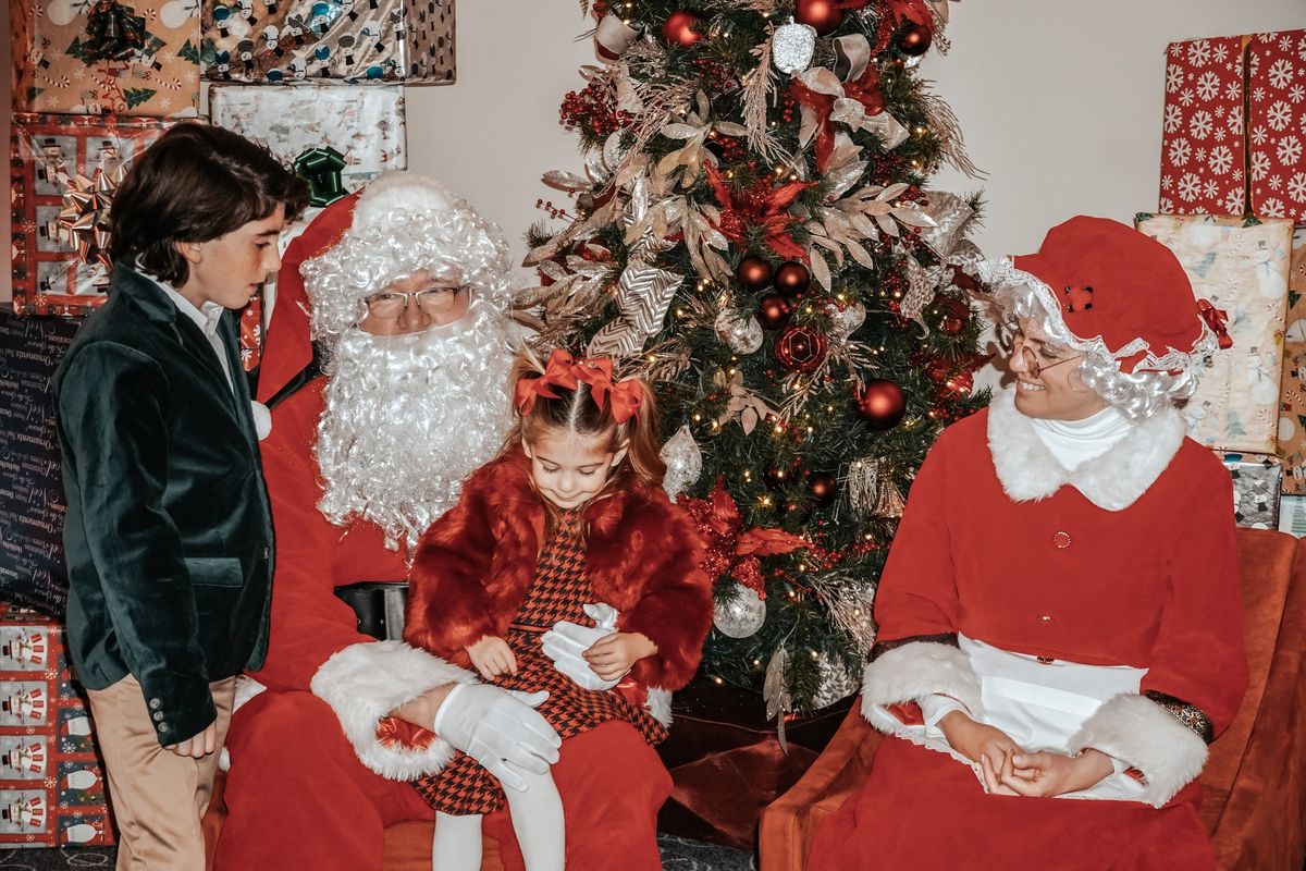 Christmas Day Brunch With Santa in the Grand Ballroom