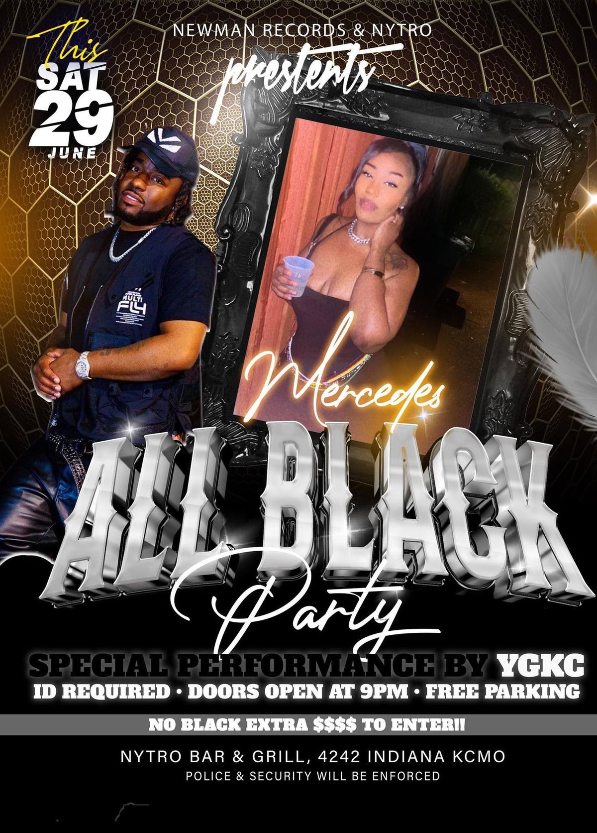 Mercedes All Black Party ? 