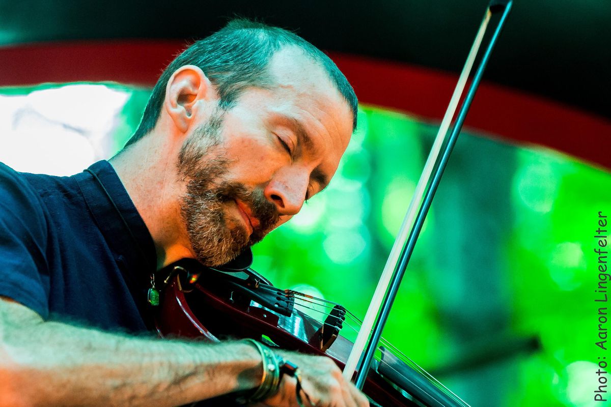 Dixon's Violin outside concert at Alper JCC Miami