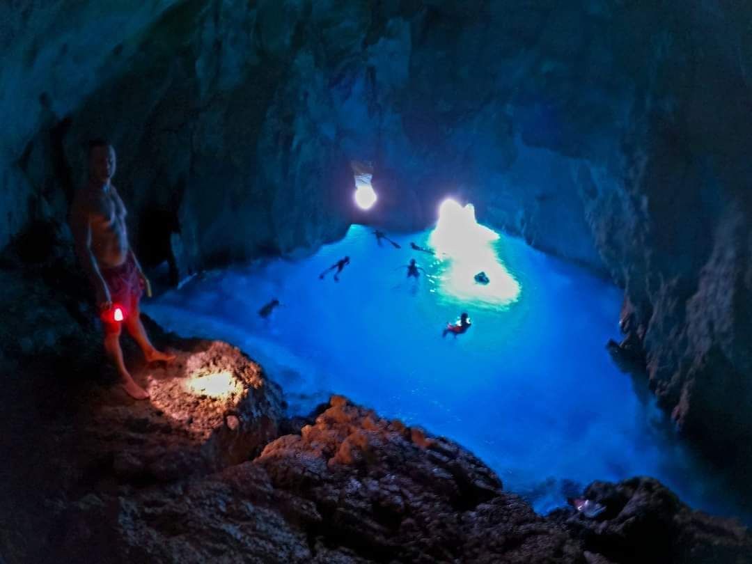 Swimming Advanture In Blue Cave