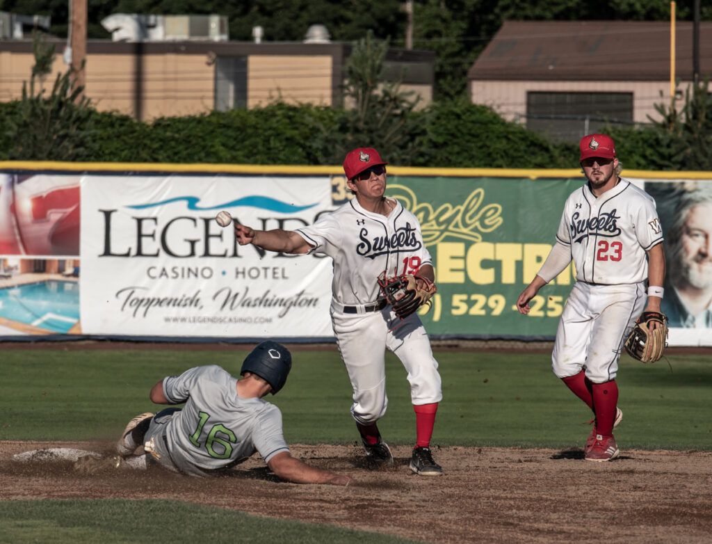 Kamloops NorthPaws at Walla Walla Sweets at Borleske Stadium