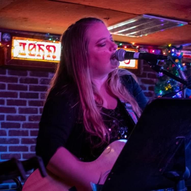 Kristin @ Hailey\u2019s Harp and Pub (Metuchen)