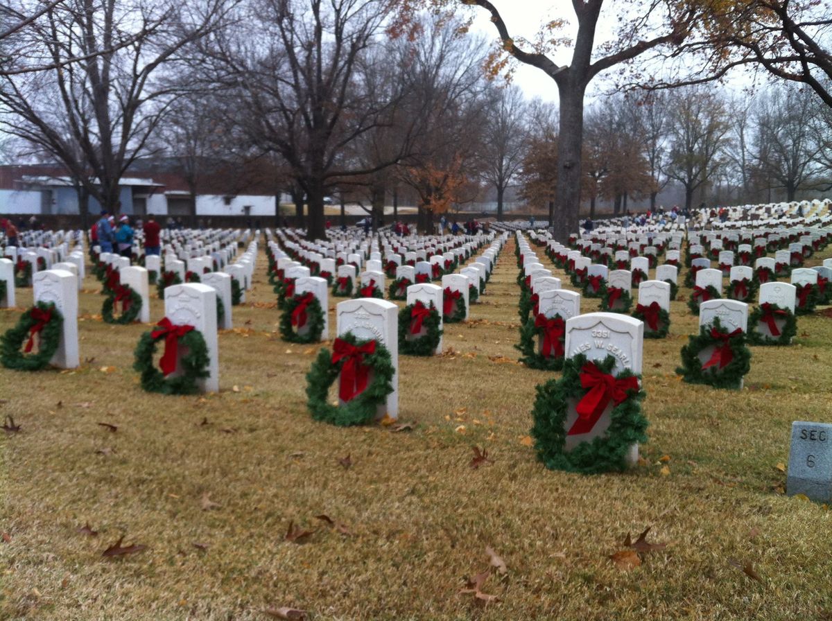 Christmas Honors Laying of the Wreaths