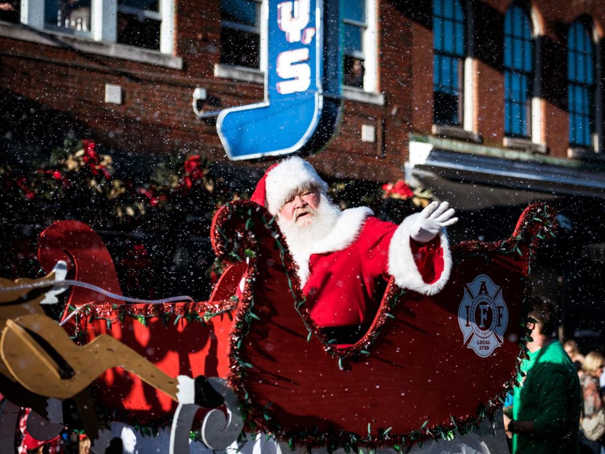 Downtown Franklin Christmas Parade 