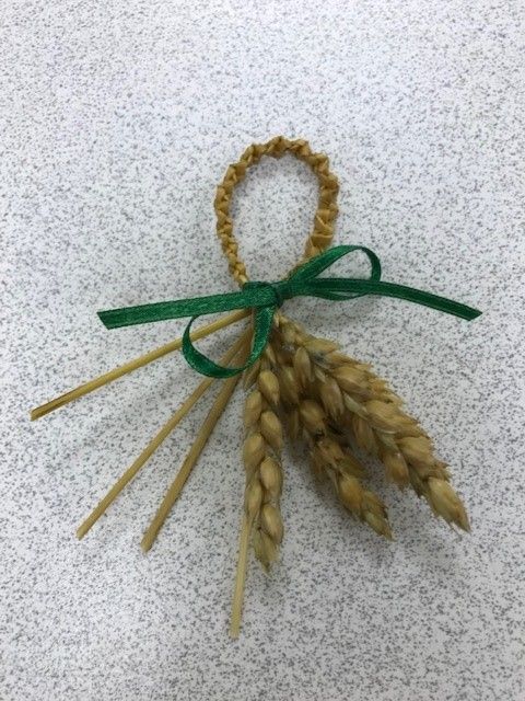 Corn dolly weaving workshop