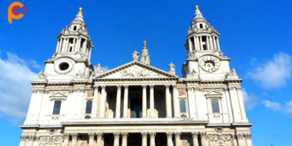 Churches, Executions, and Grave Robbers: A City of London Tour