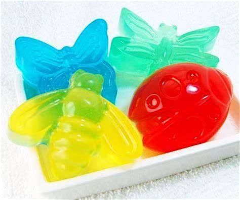 Melt and Pour Soaps Kids and Parents Summer