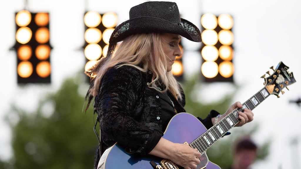 Melissa Etheridge and Joss Stone