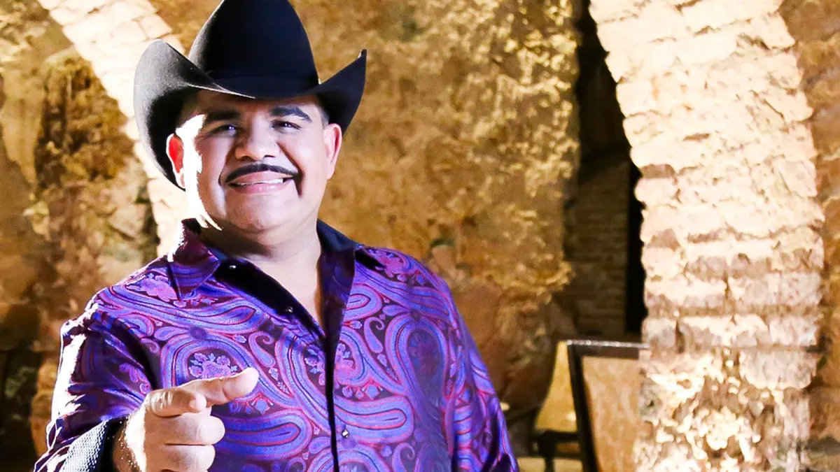 Chuy Lizarraga y Su Banda Tierra Sinaloense, Grupo Laberinto in Rosemont