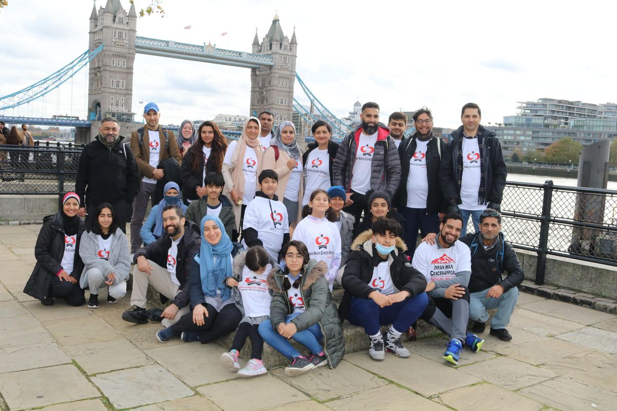 Imran Khan Cancer Appeal London Bridge Family Walk