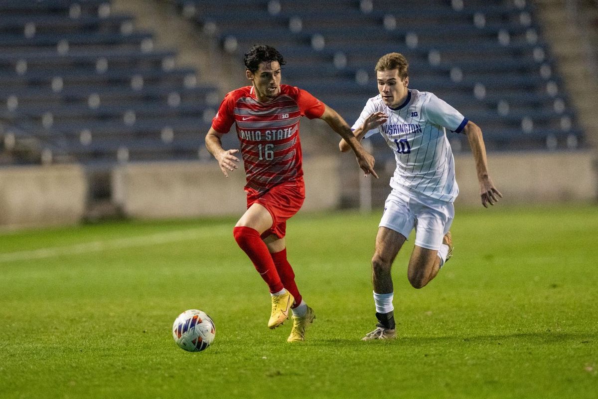 Parking Ohio State Buckeyes at Washington Huskies Mens Soccer