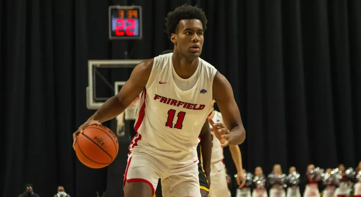 Sacred Heart Pioneers at Fairfield Stags Mens Basketball