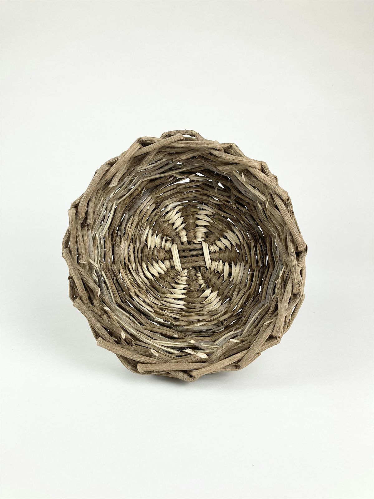 Basketweaving with Foraged Materials (2 Day event)