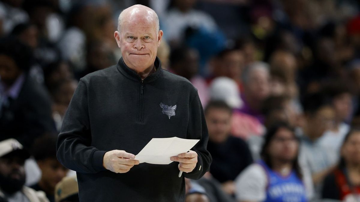 Los Angeles Clippers at Charlotte Hornets
