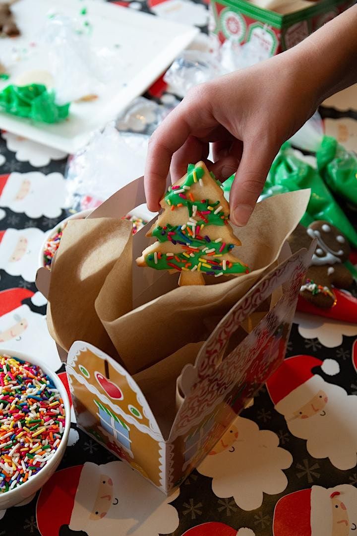 Annual Kid's Holiday Cookie Decorating Class at Four Seasons